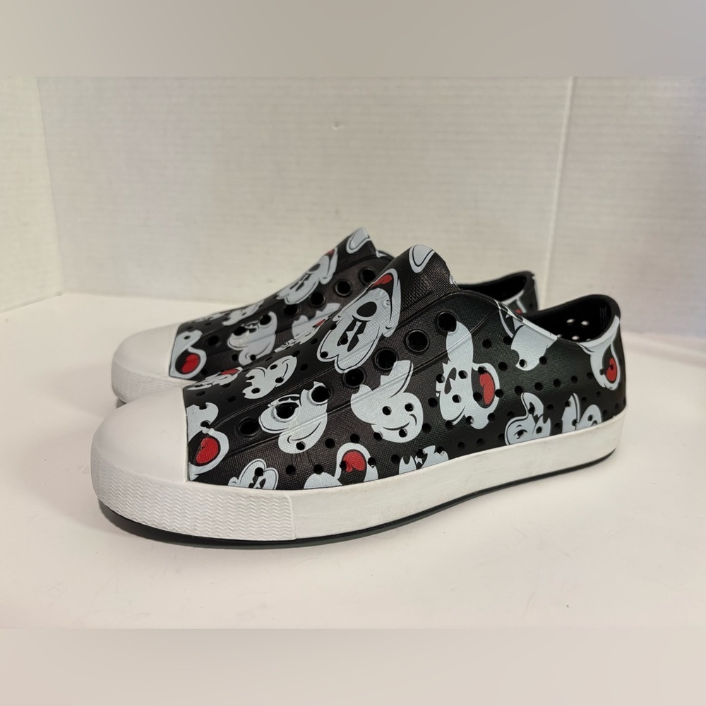 Disney x Native Black Mickey Mouse Slip On Water Shoes Disney Black Red White - Picture 10 of 14